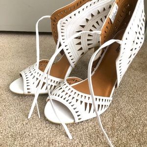 🤍🤍Charlotte Russe Strappy Heels🤍🤍